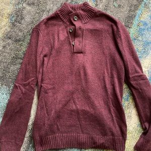 American eagle men’s sweater
